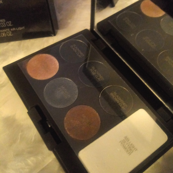 Laura Mercier Palette - Picture 2 of 2